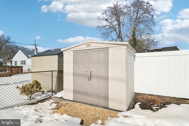 201 LILLIAN AVE, Hamilton, NJ 08610