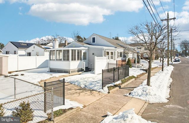 201 LILLIAN AVE, Hamilton, NJ 08610