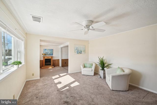 201 LILLIAN AVE, Hamilton, NJ 08610