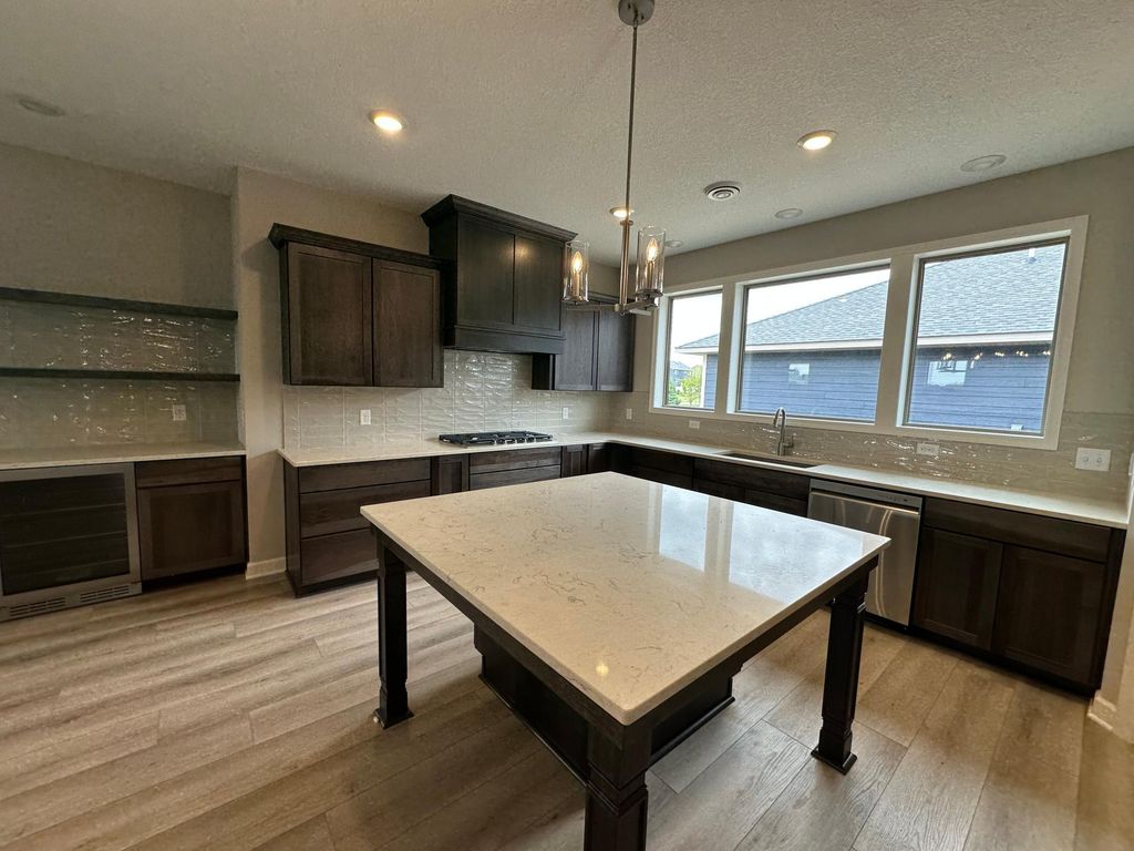 17710 Everest Avenue, Lakeville, MN 55044 — photo 2