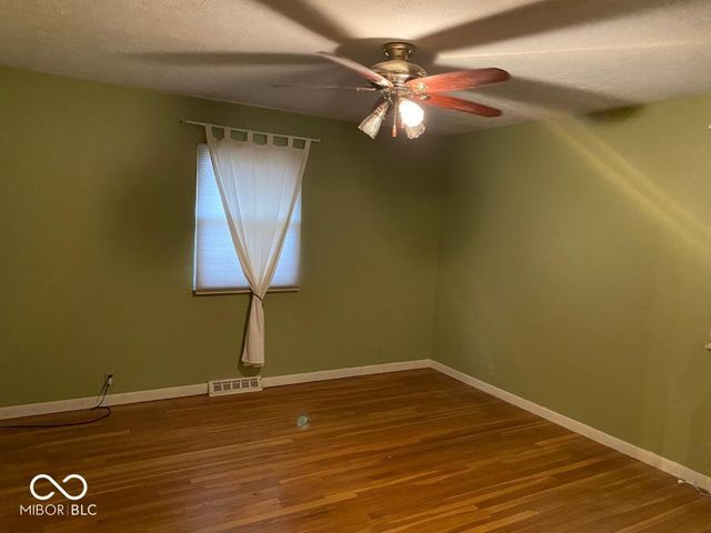 8065 Hoover Lane, Indianapolis, IN 46260