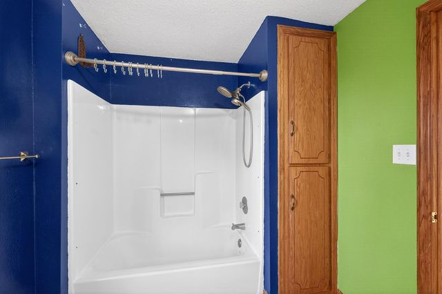 5075 County Road 33, New Germany, MN 55367