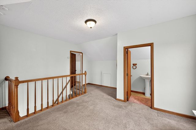 5075 County Road 33, New Germany, MN 55367