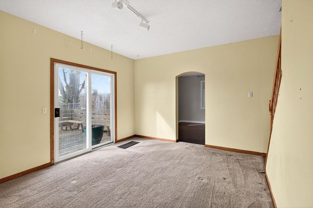 5075 County Road 33, New Germany, MN 55367