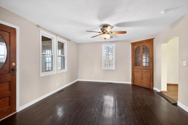 5075 County Road 33, New Germany, MN 55367