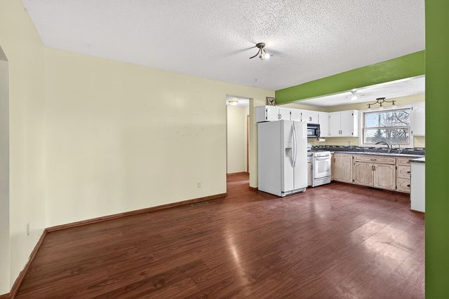 5075 County Road 33, New Germany, MN 55367