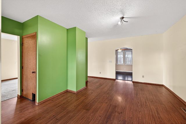 5075 County Road 33, New Germany, MN 55367