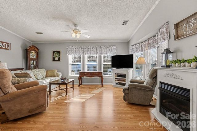 103 Oriole Road, New London, NC 28127