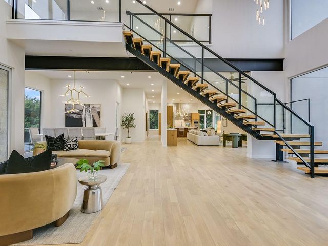 2476 Waymaker WAY, Austin, TX 78746