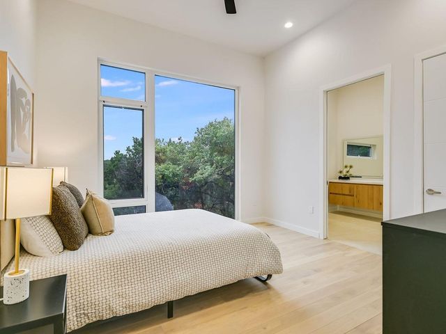 2476 Waymaker WAY, Austin, TX 78746