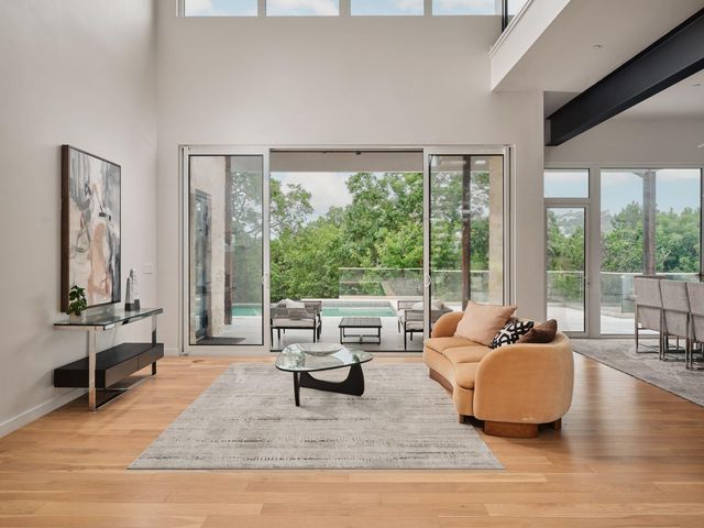 2476 Waymaker WAY, Austin, TX 78746