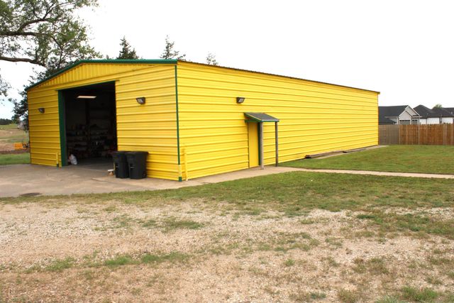 2120 S Holmes Rd., Salina, KS 67401