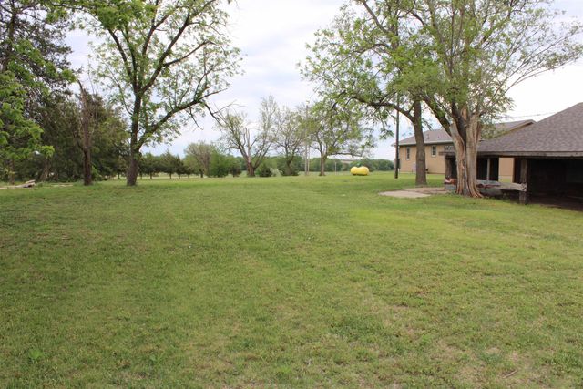 2120 S Holmes Rd., Salina, KS 67401