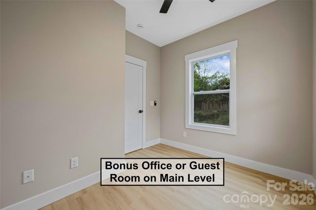 430 Hazel Mill Road, Asheville, NC 28806