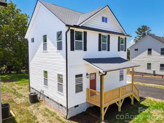430 Hazel Mill Road, Asheville, NC 28806