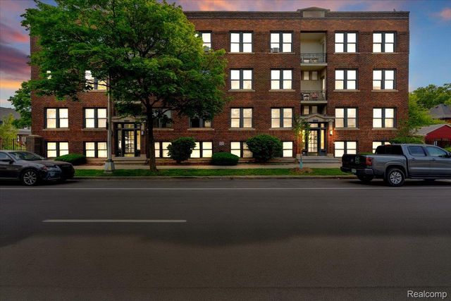 7750 3rd Street 101, Detroit, MI 48202
