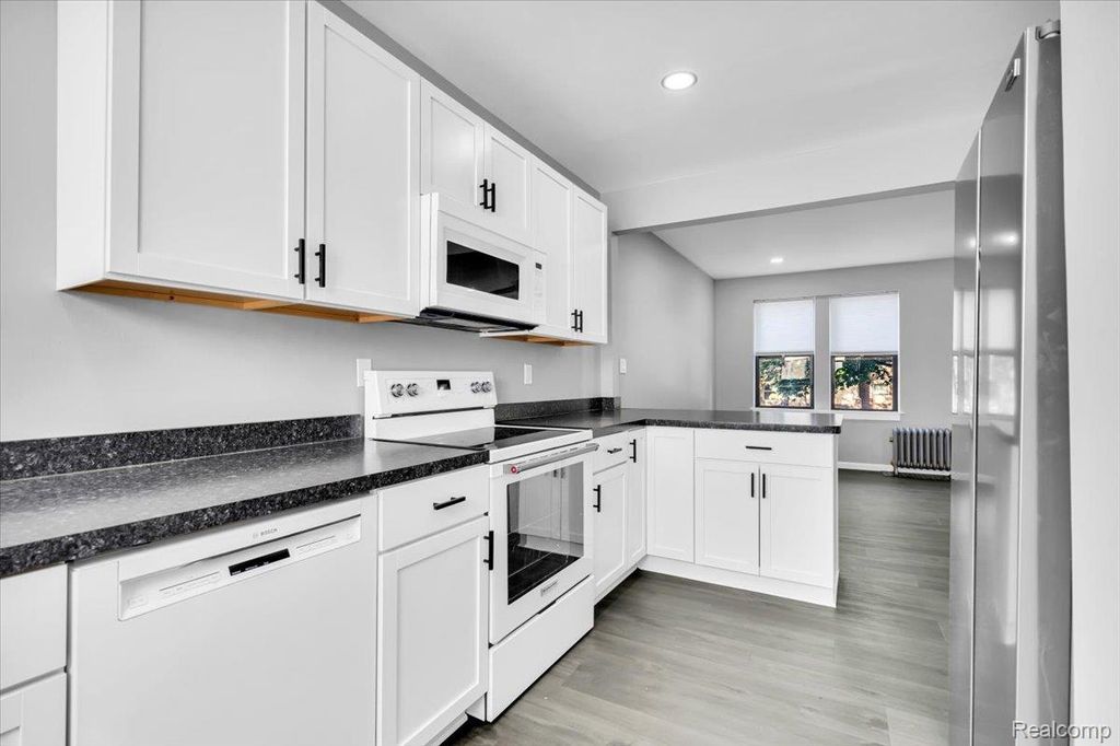 7750 3rd Street 101, Detroit, MI 48202