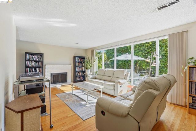 1727 Andrea Pl, Santa Clara, CA 95051