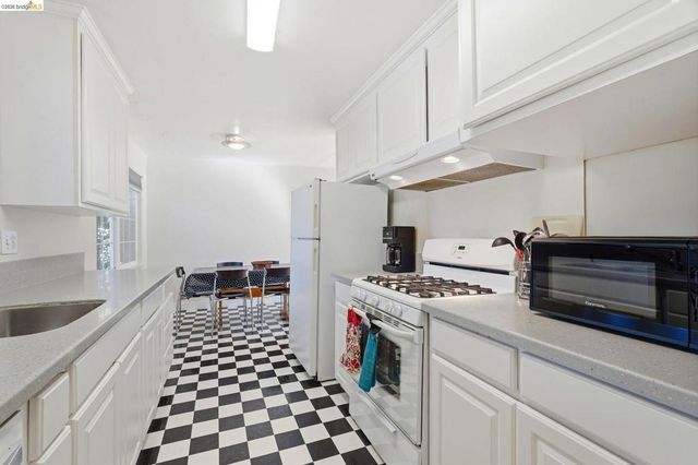 1727 Andrea Pl, Santa Clara, CA 95051