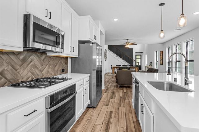 335 Great Hills Drive, Montgomery, TX 77316