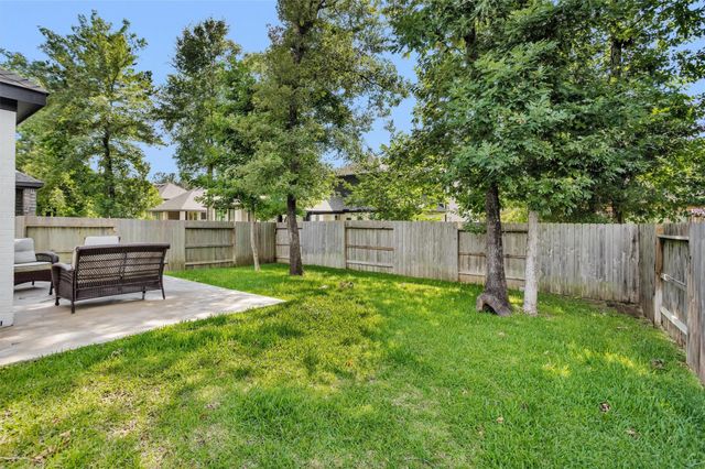 335 Great Hills Drive, Montgomery, TX 77316