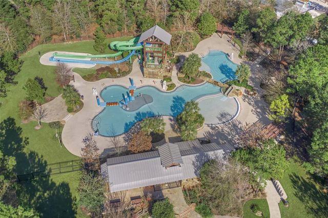 335 Great Hills Drive, Montgomery, TX 77316