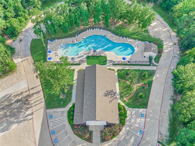 335 Great Hills Drive, Montgomery, TX 77316