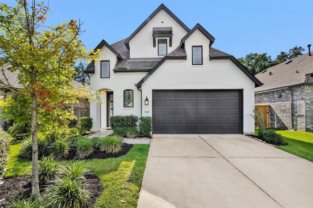 335 Great Hills Drive, Montgomery, TX 77316