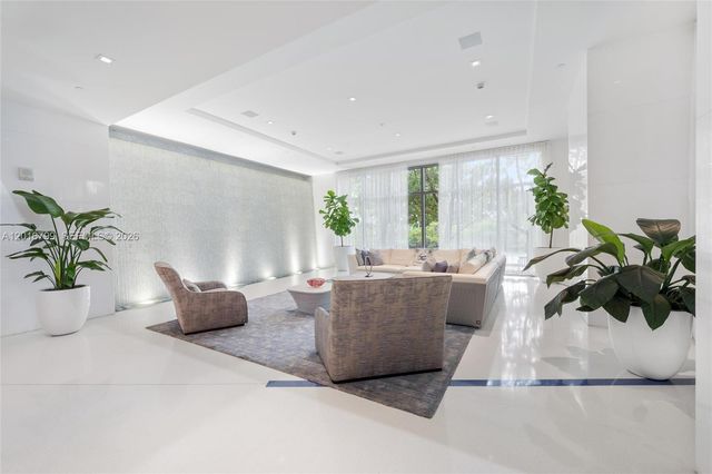 300 Sunny Isles Boulevard 41501, Sunny Isles Beach, FL 33160