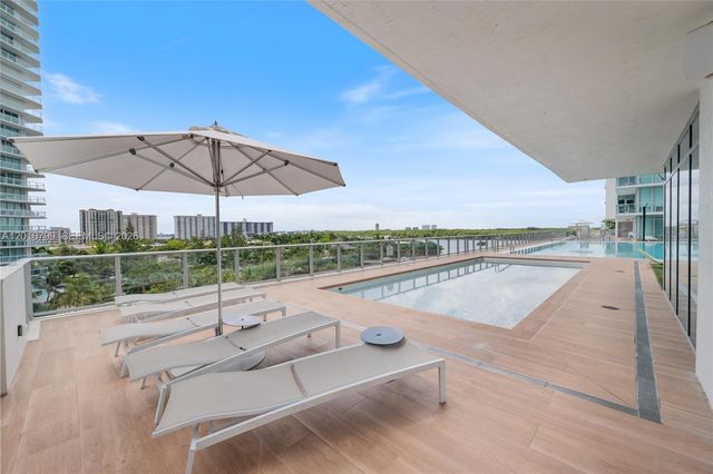 300 Sunny Isles Boulevard 41501, Sunny Isles Beach, FL 33160