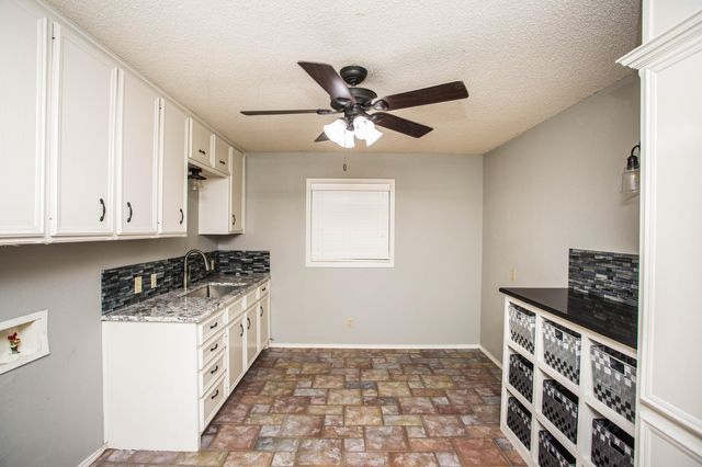 4202 93rd Street, Lubbock, TX 79423