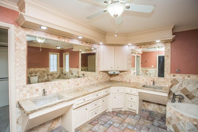 4202 93rd Street, Lubbock, TX 79423