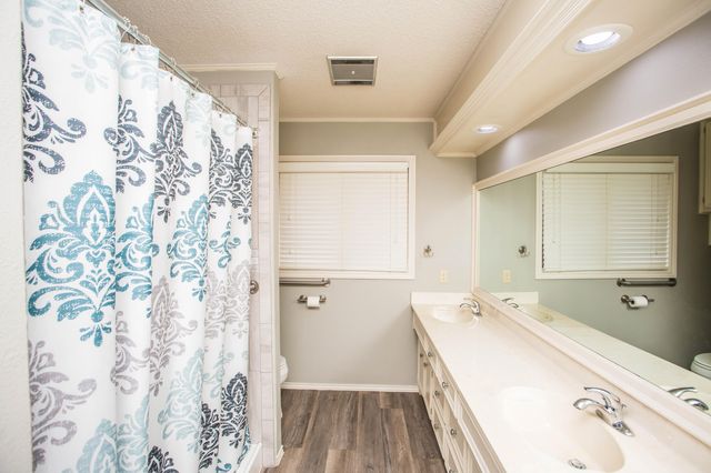 4202 93rd Street, Lubbock, TX 79423