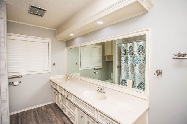 4202 93rd Street, Lubbock, TX 79423