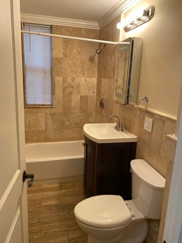 8 Buckley Ave 2, Boston, MA 02130