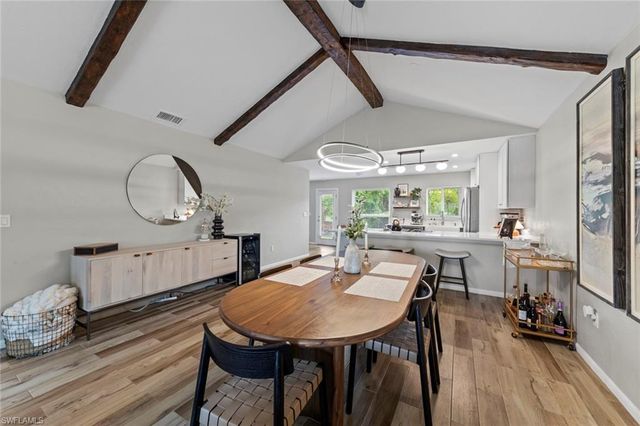 843 Palm View DR 25, Naples, FL 34110