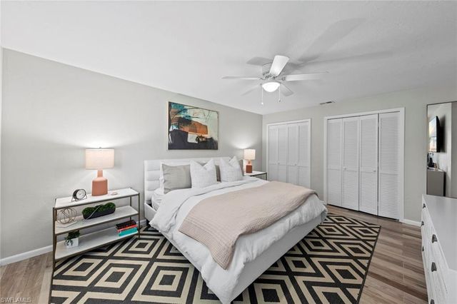 843 Palm View DR 25, Naples, FL 34110