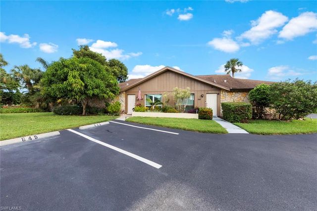 843 Palm View DR 25, Naples, FL 34110