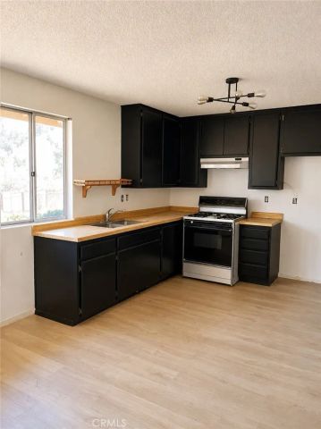 40330 Indian Tree Drive, Hemet, CA 92544