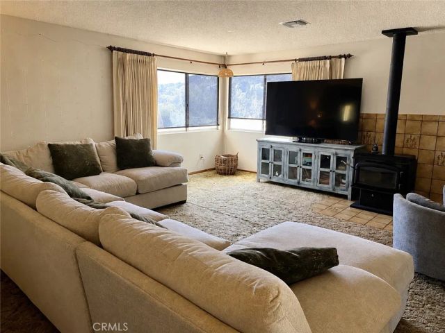 40330 Indian Tree Drive, Hemet, CA 92544