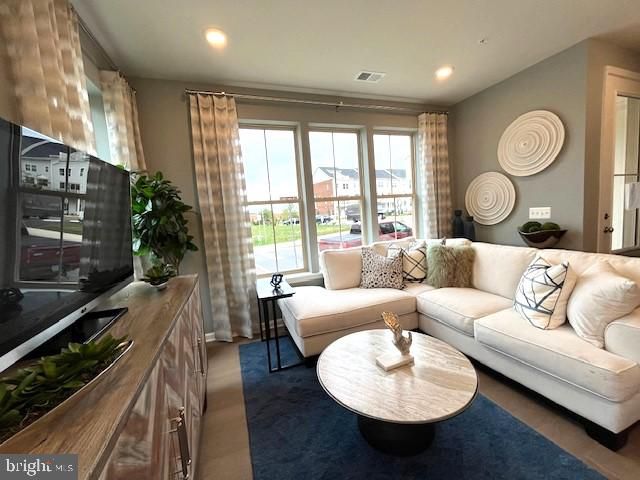 1014 GALENA TER NE, Leesburg, VA 20176