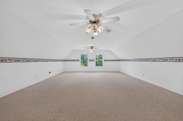 135 Clayton Ln, Fayetteville, TN 37334