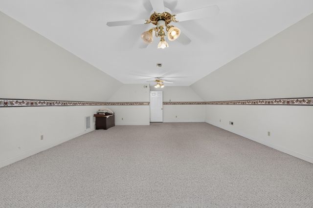 135 Clayton Ln, Fayetteville, TN 37334