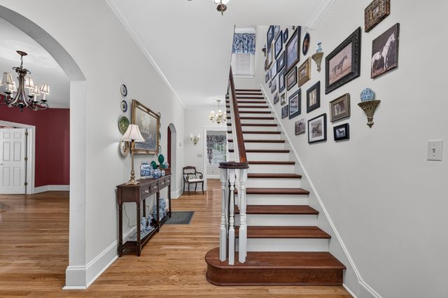 135 Clayton Ln, Fayetteville, TN 37334