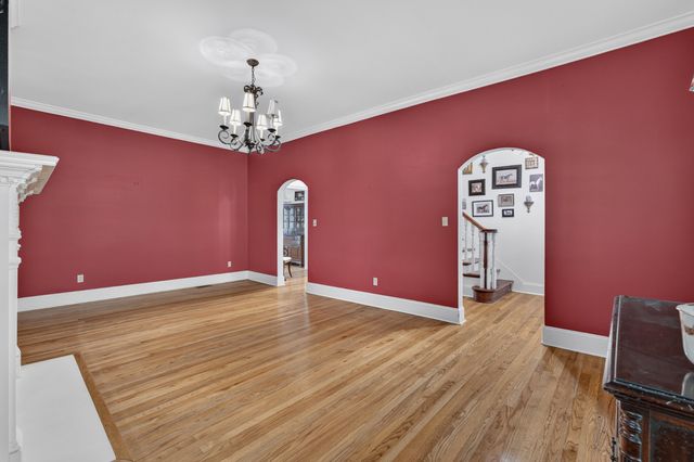 135 Clayton Ln, Fayetteville, TN 37334