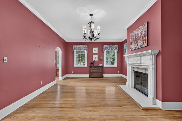 135 Clayton Ln, Fayetteville, TN 37334