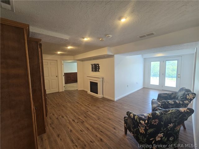 9605 Cooks Mill Road, Georgetown, IN 47122
