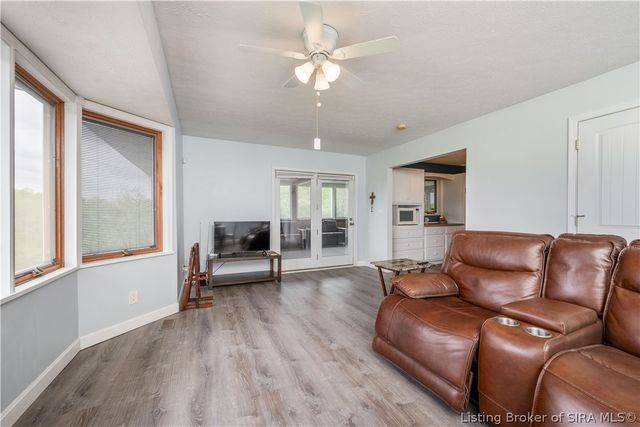 9605 Cooks Mill Road, Georgetown, IN 47122