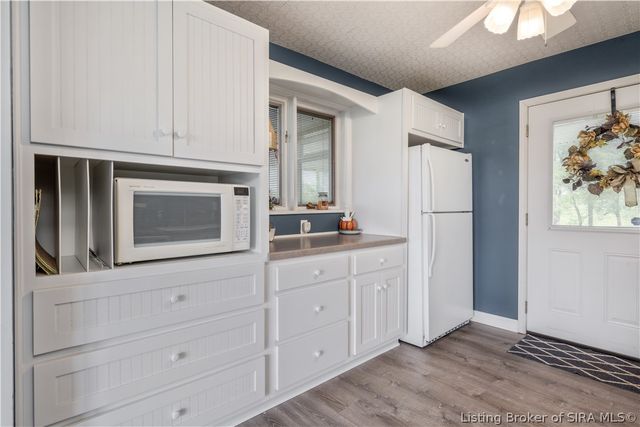 9605 Cooks Mill Road, Georgetown, IN 47122