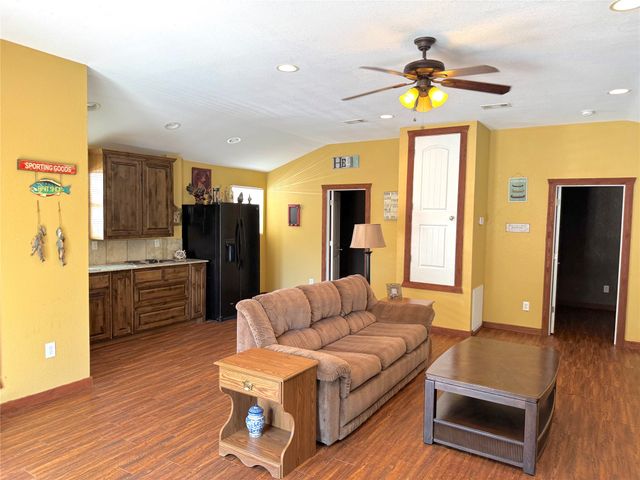 251 Dunn Drive, Palo Pinto, TX 76484